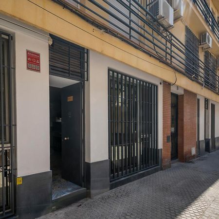 Апартаменты La Puerta Del Cielo Севилья Экстерьер фото